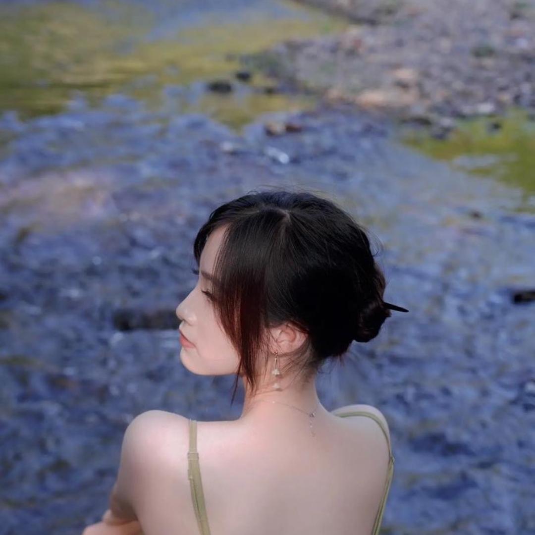 广州京东MALL卖OPPO手机阿秀