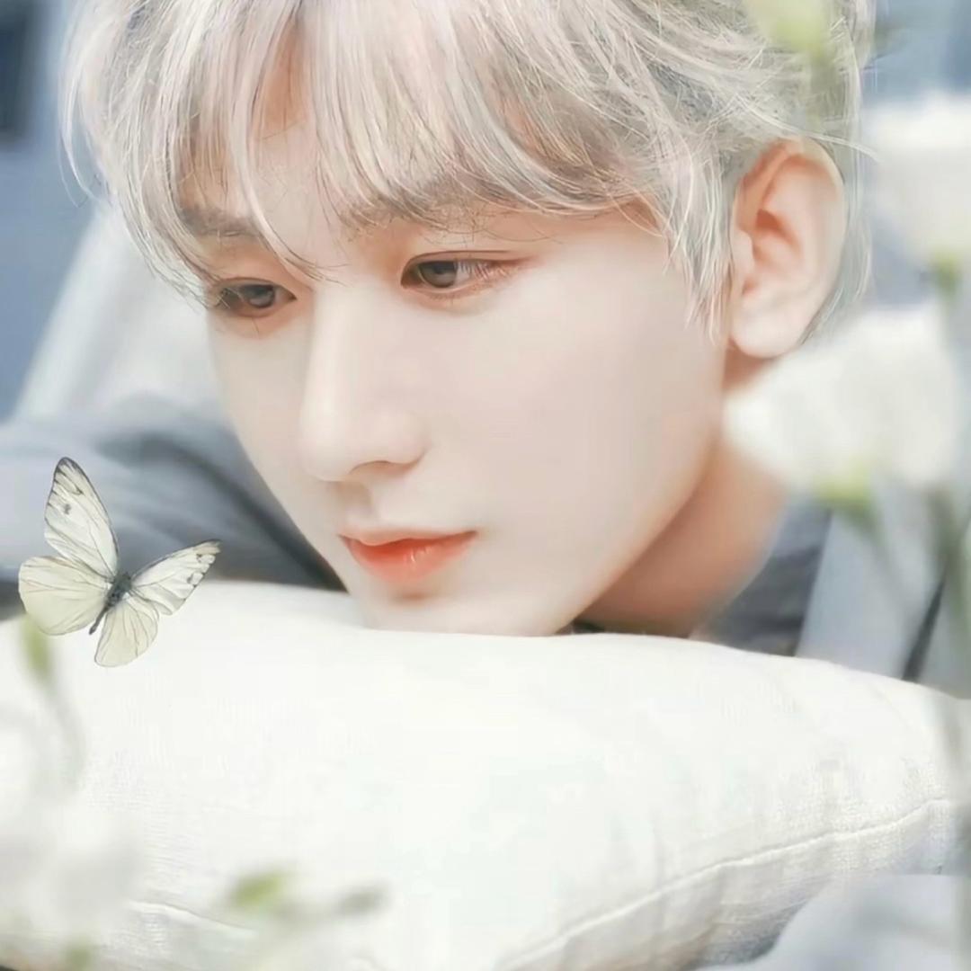 ᥫᩣ༠Sunny🍀