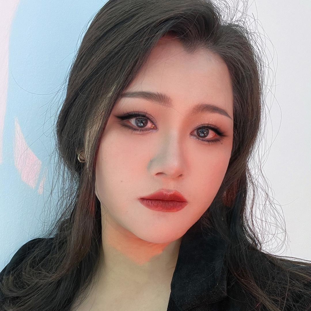 昌宁化妆师·华子·映画婚纱礼服馆