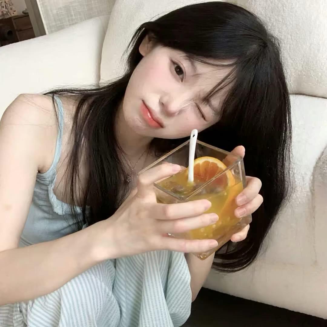 不会贴假睫毛