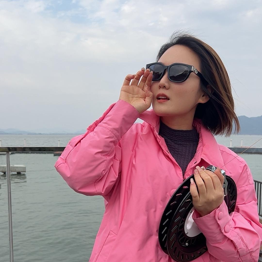 遇见美的闹人精