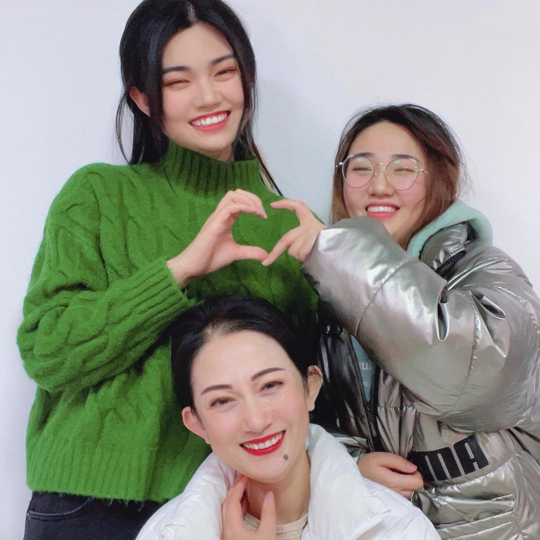 狮子座的老阿姨（回族）