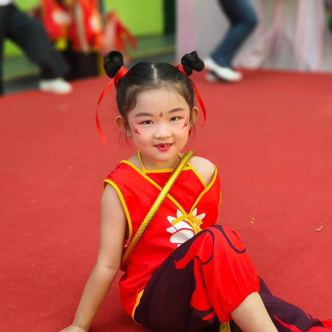 小公主爱玩和平精英