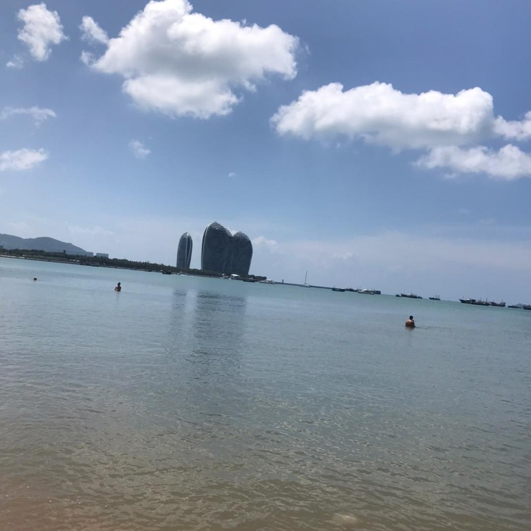 （满船清梦压星河）