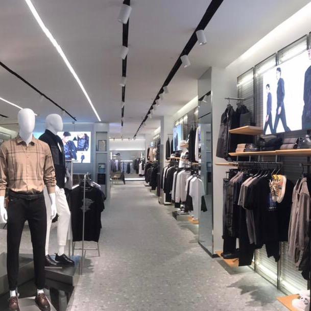 泾河新城金丽莱百货店