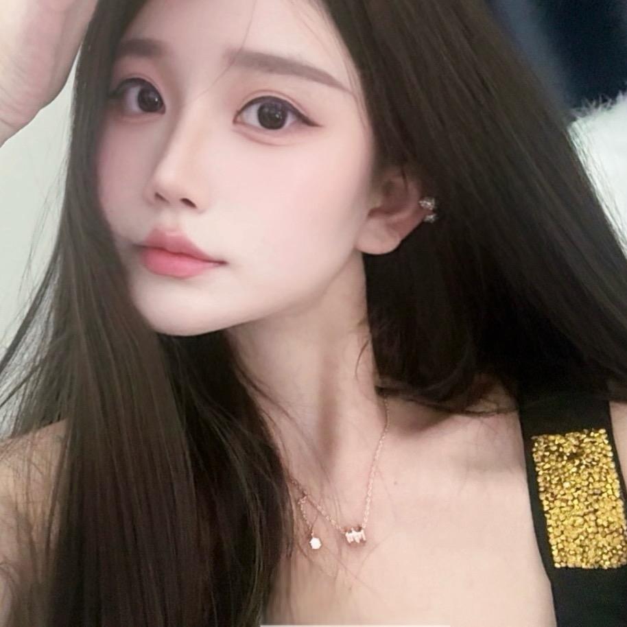 王艺美^
