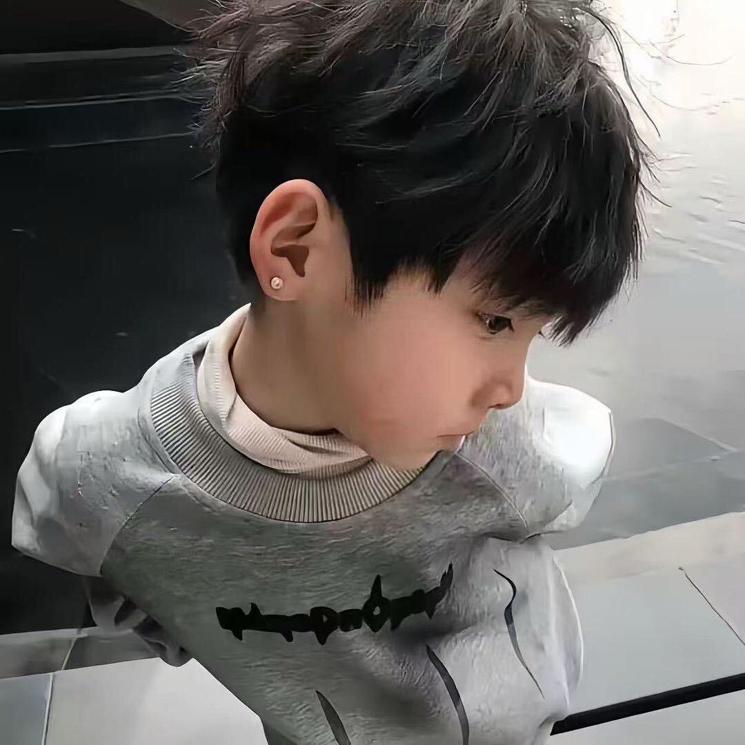 确山品牌鞋子衣服甩卖