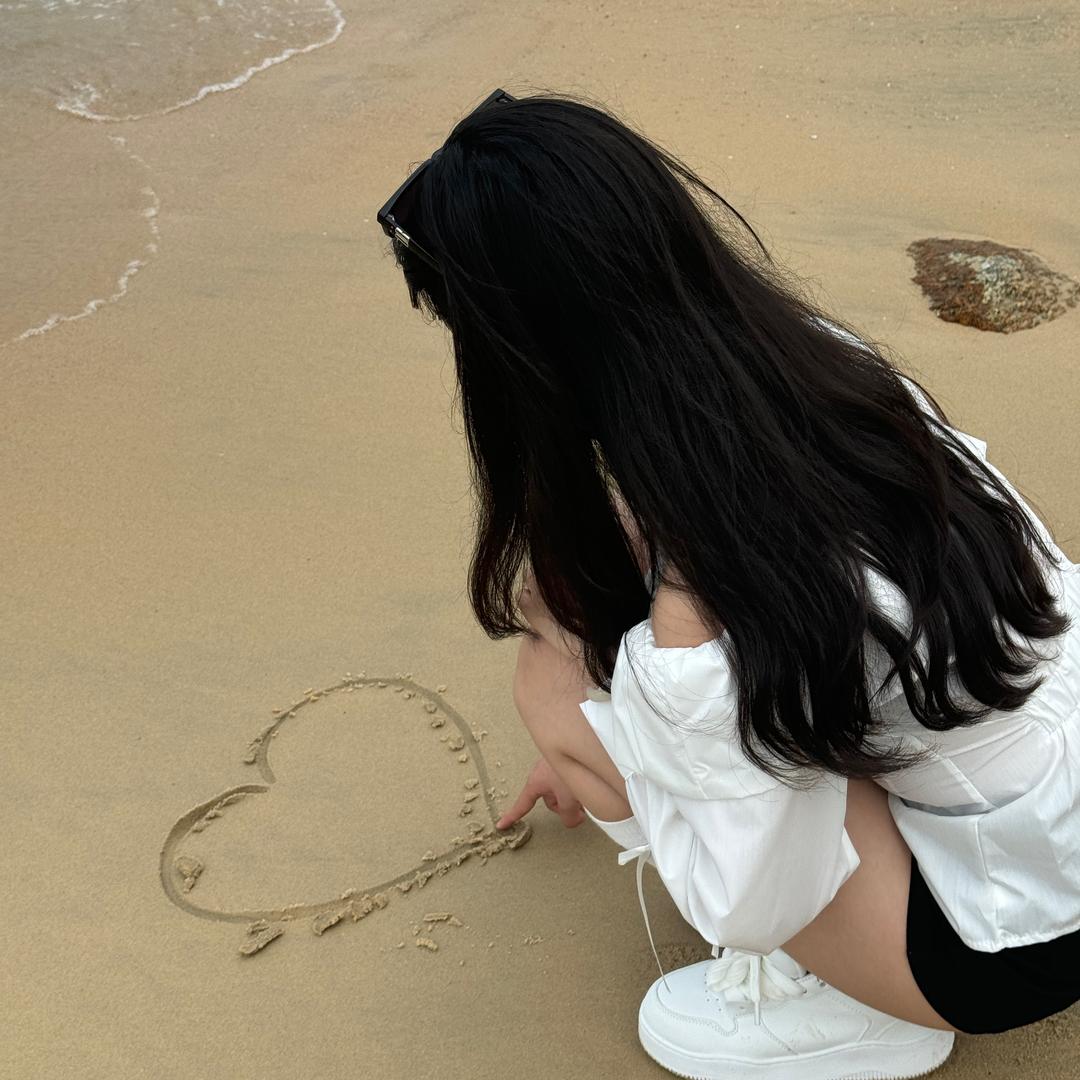 摩力斯游泳健身-皮皮