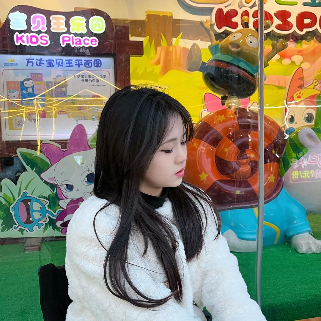 娇娇爱吃糖呀🍬