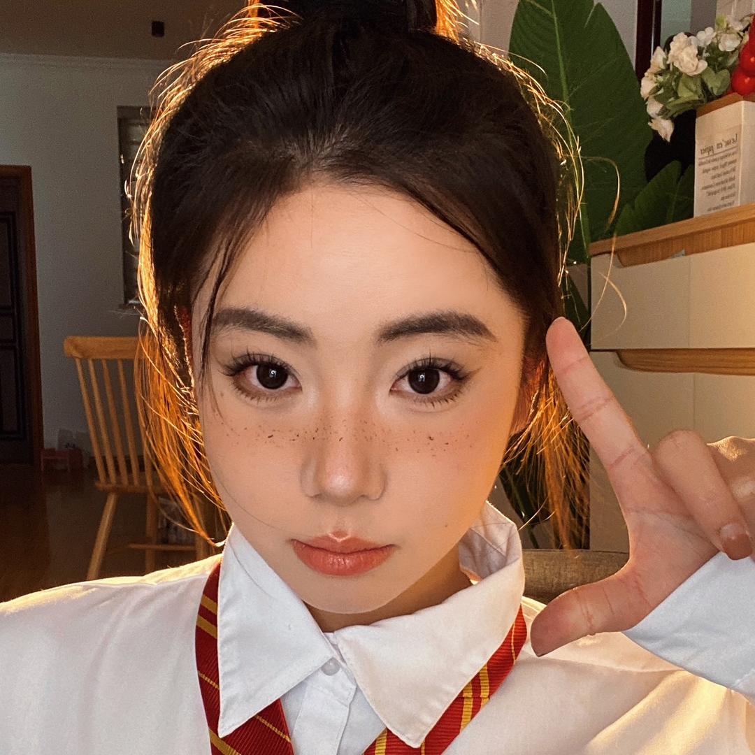 臭美蛋蛋