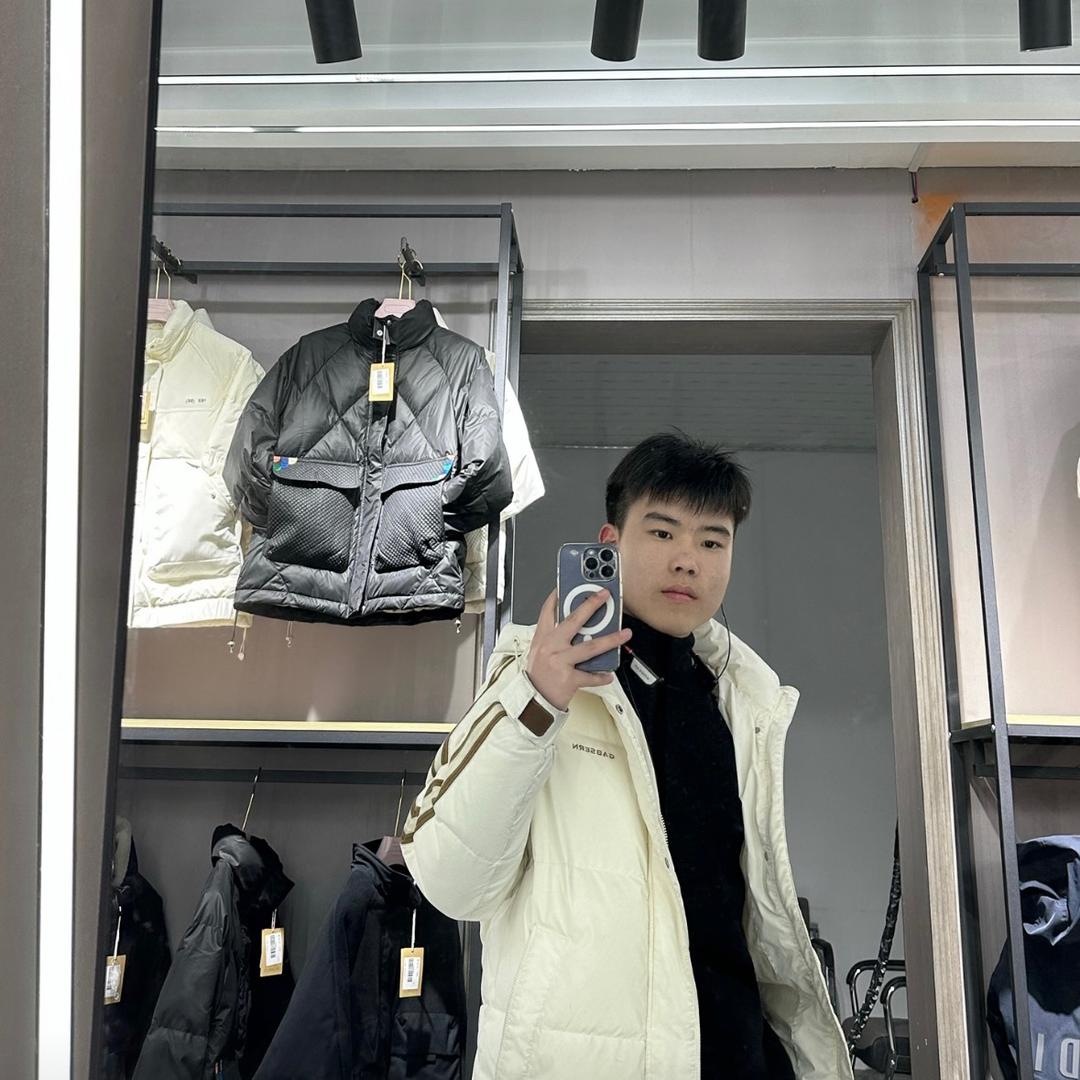 马的日常.