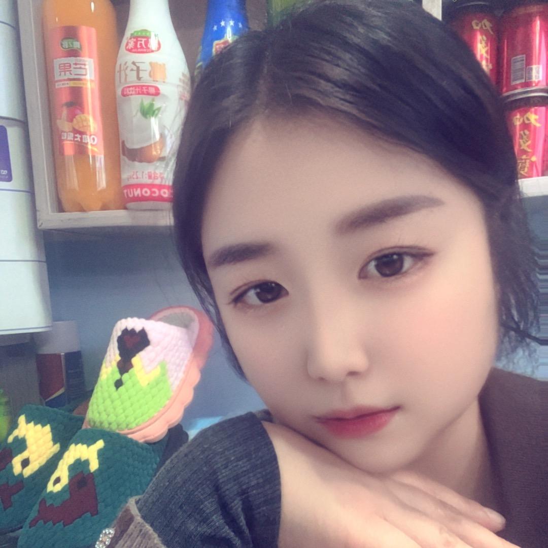 兮栀 《郭记芸豆蹄花自助餐》