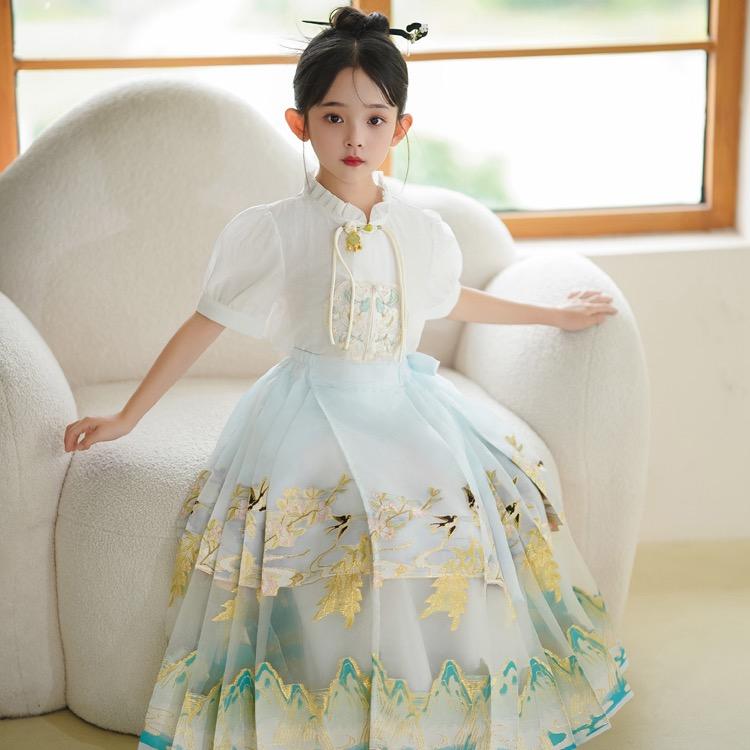 千溢儿童汉服馆