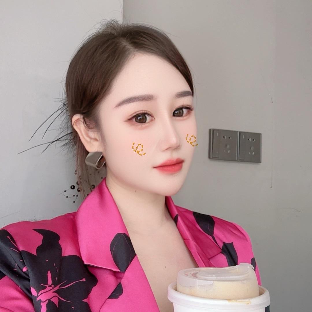 东莞市厚街凤儿轩美容院