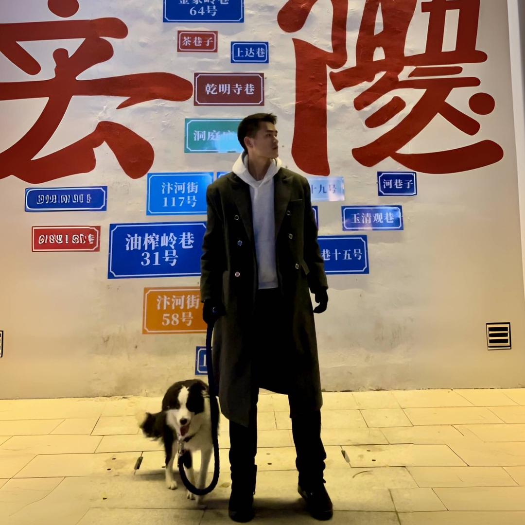 小任同学🏀（陪爬山旅游