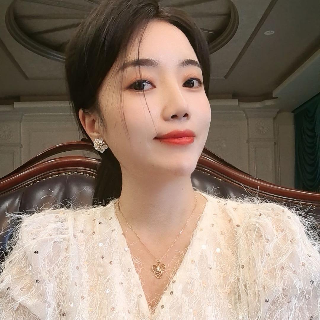 杨青青