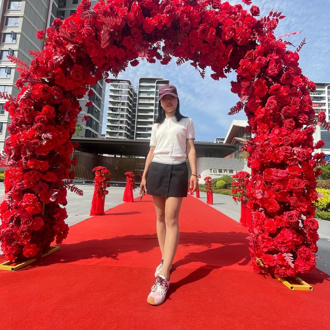 安州房产小龙女
