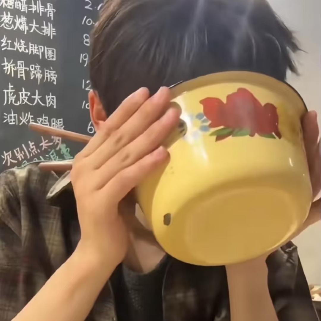 日日月月甜玉米