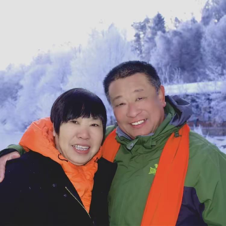 彪哥夫妻爱美食