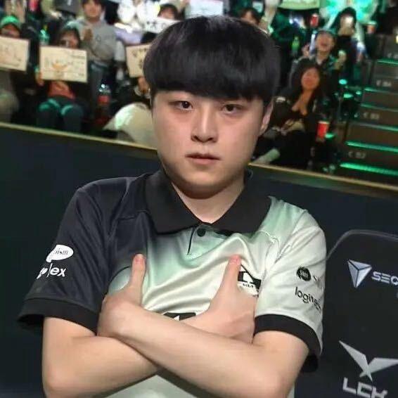 KkD