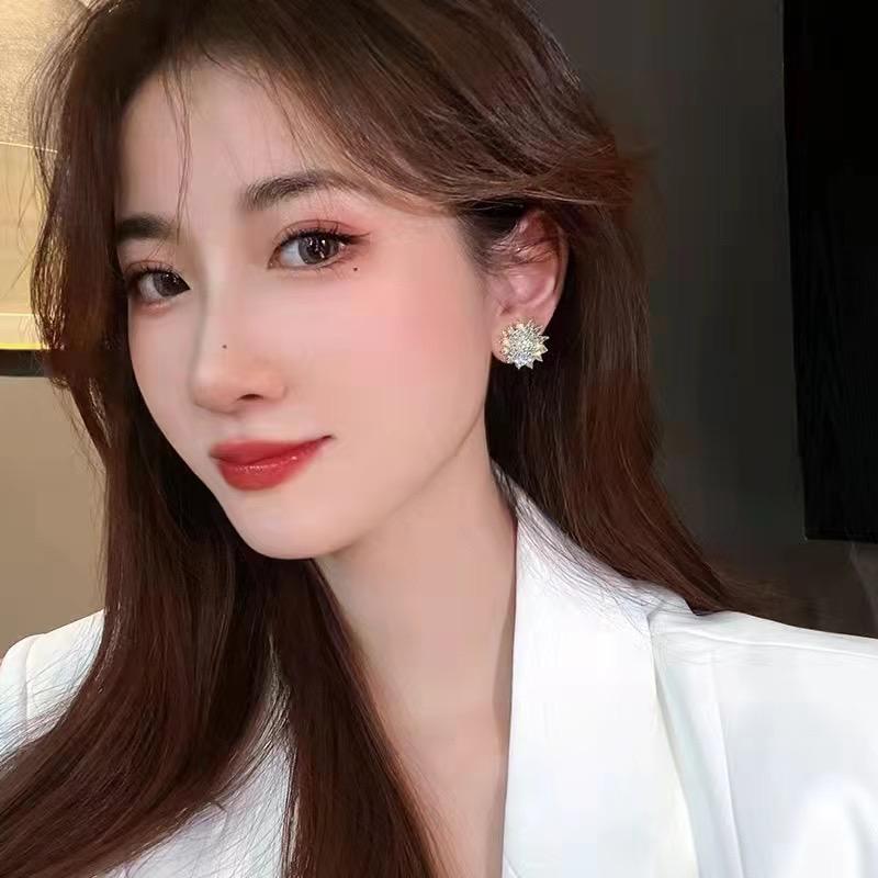 沐颜臻选轻奢饰品