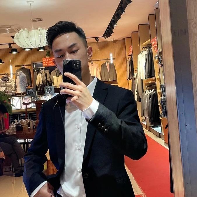 A小雷