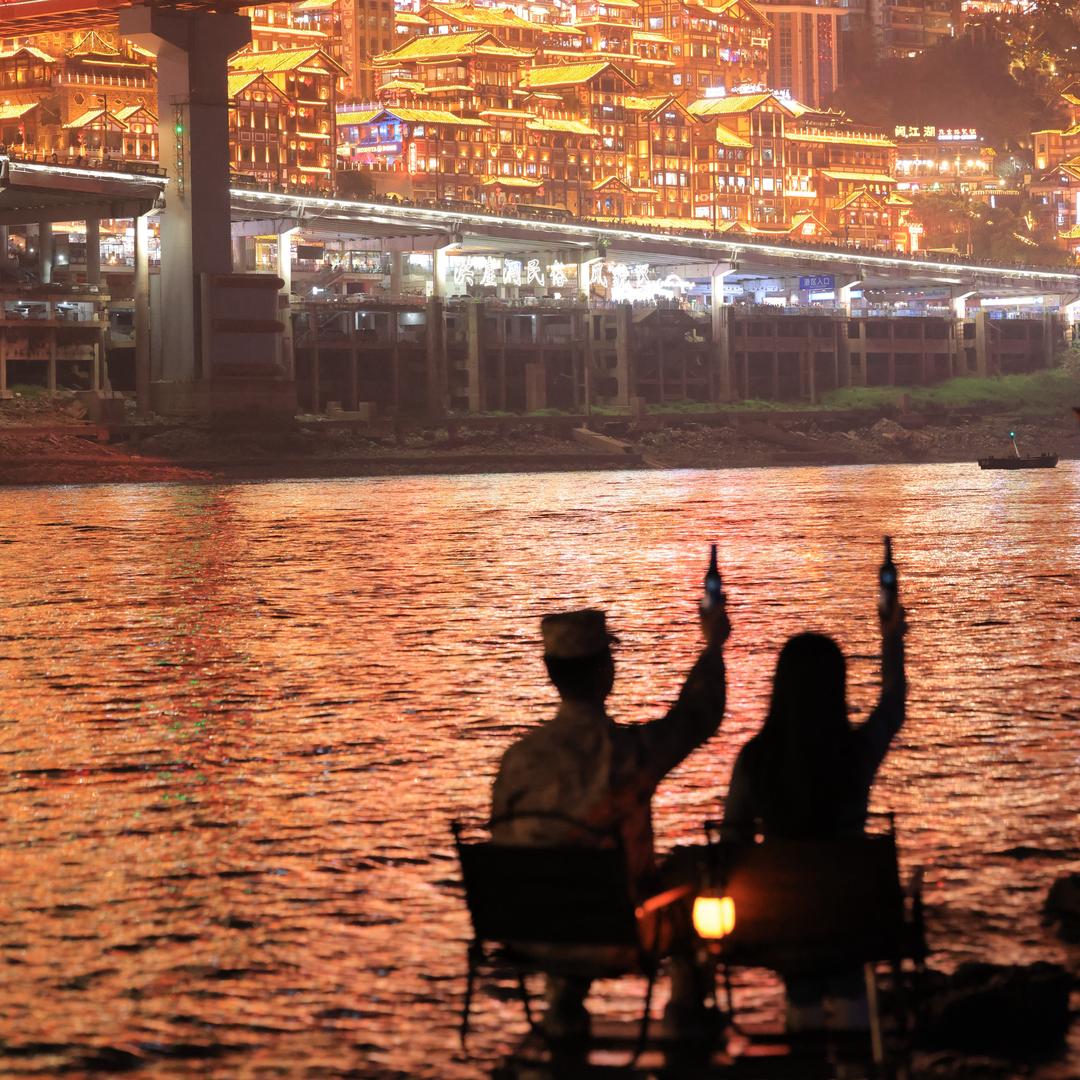 陪王同学等日落