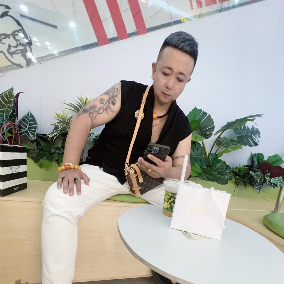 广州石井服装尾货批发买手 子云