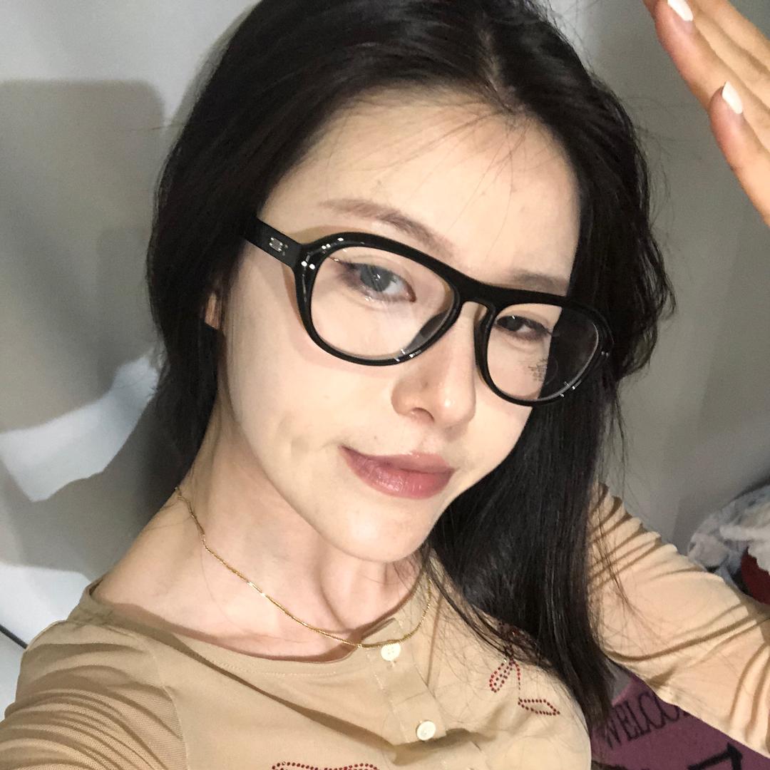 富强 繁荣 昌盛 勇敢 爱 接纳