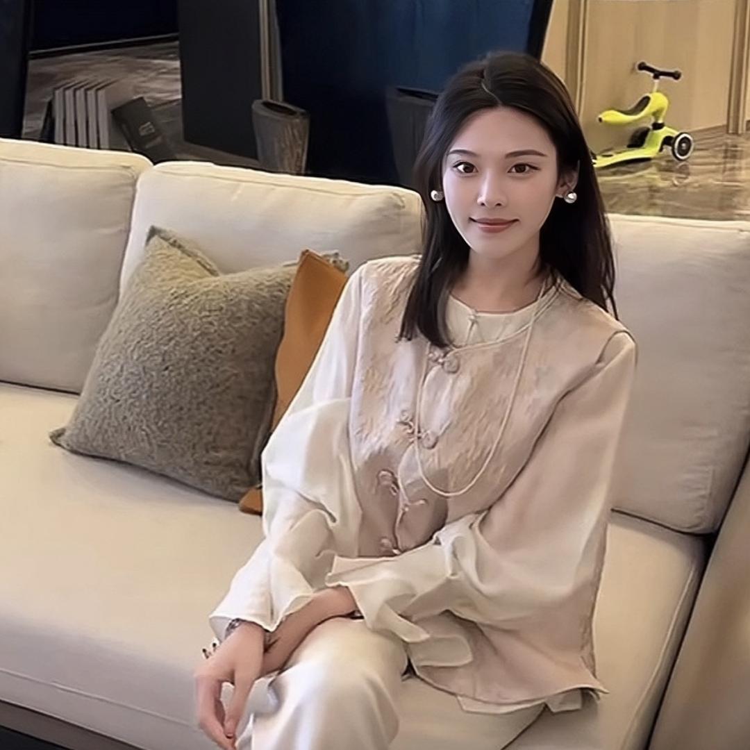 包姐轻生活（美学穿搭）