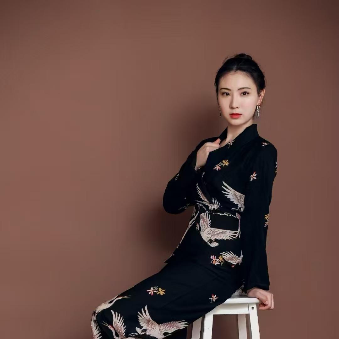 Yvette微爷