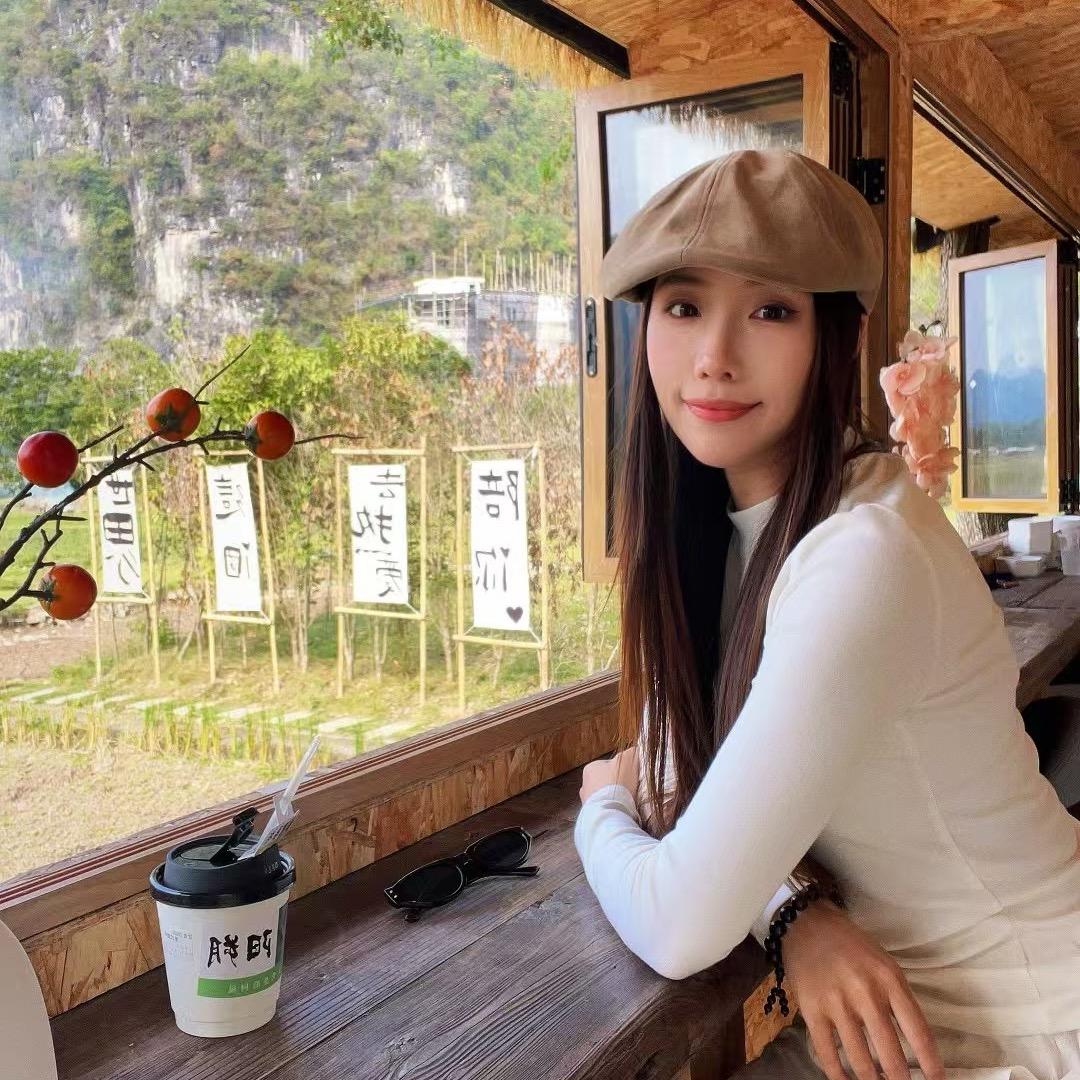 C妈有点宅