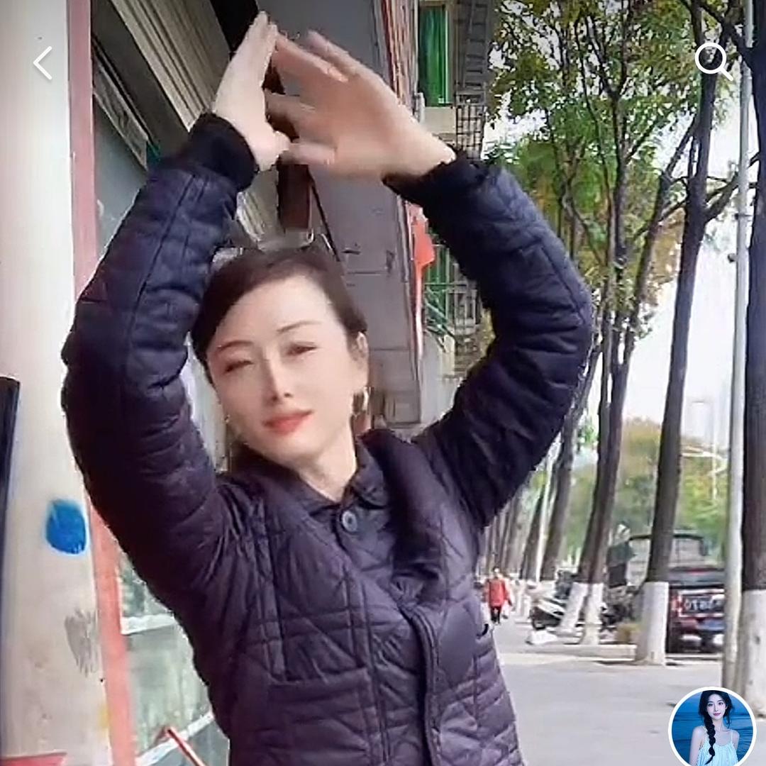 徐姐爱健身（每天晚上12:10直播）