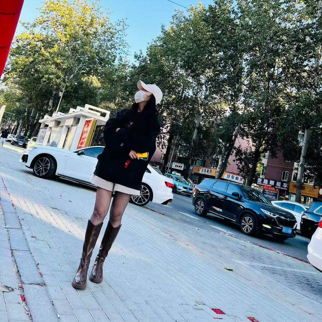 一个好哄的炮仗