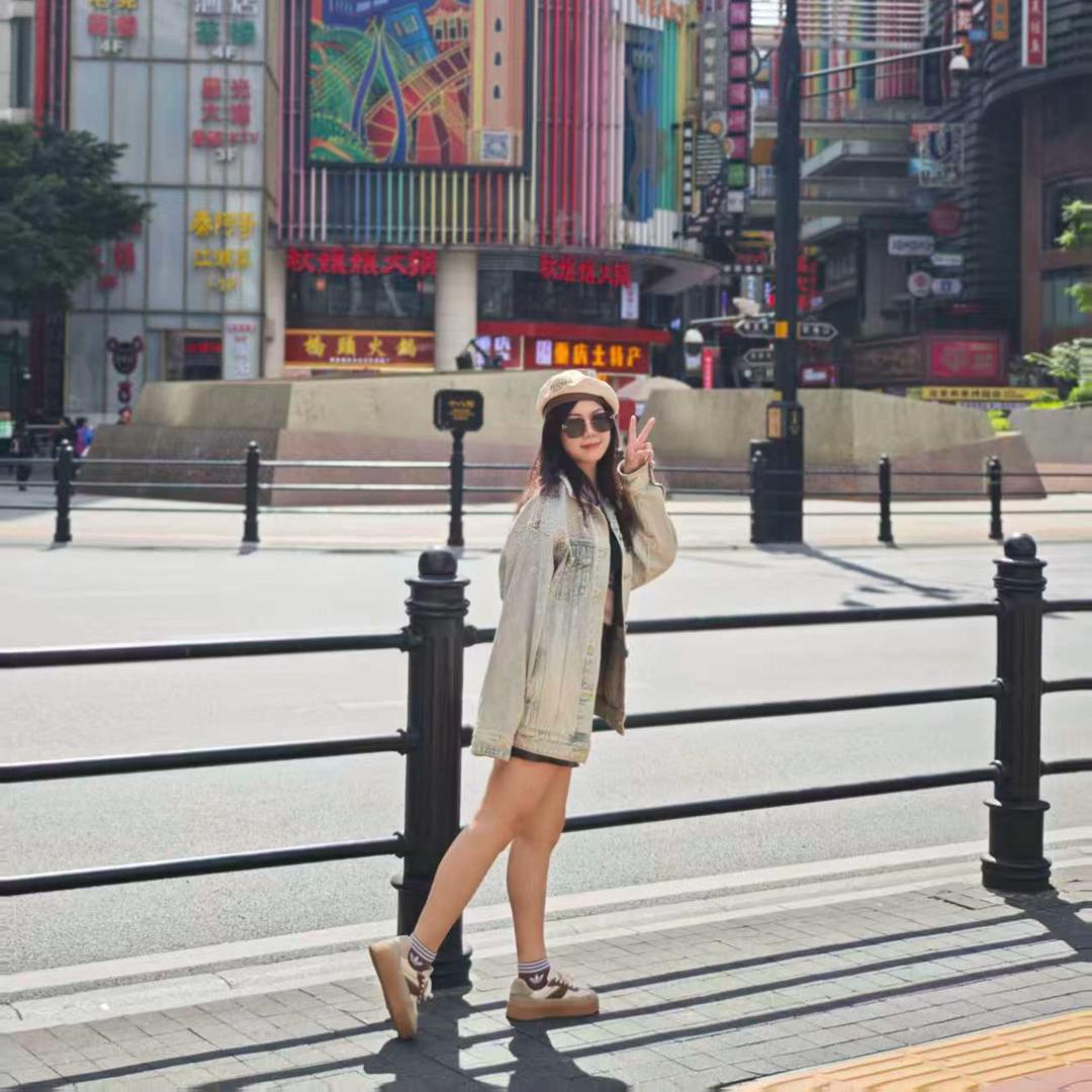 小白陪你吃喝玩乐777