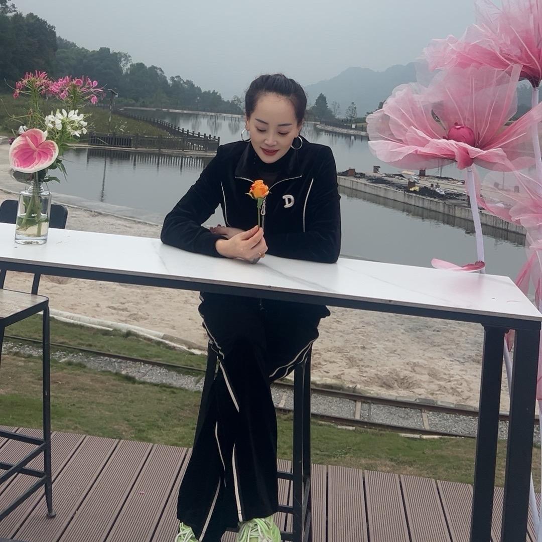 容儿不乖