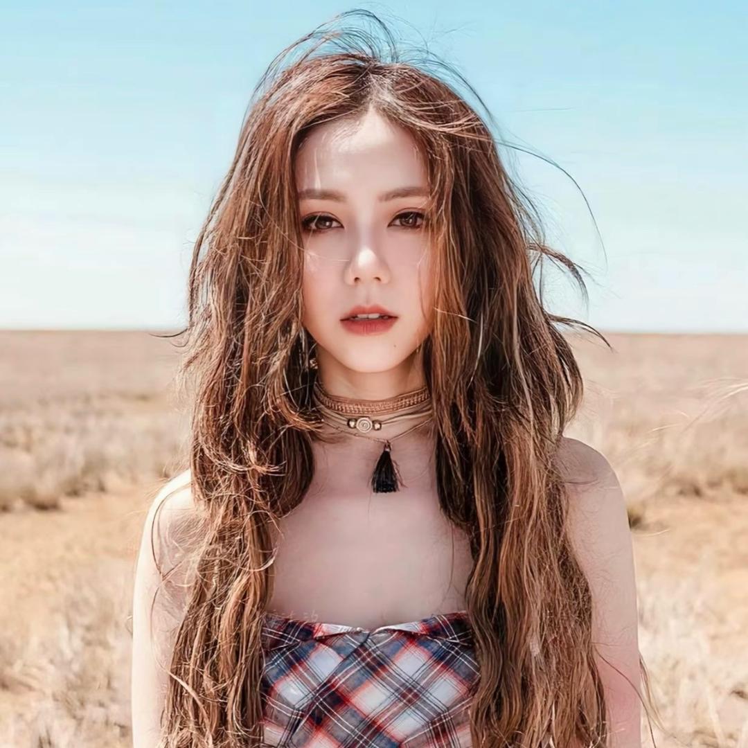 𝑰𝑨𝑴𝑮𝑳𝑶𝑹𝑰⁰⁸¹⁶