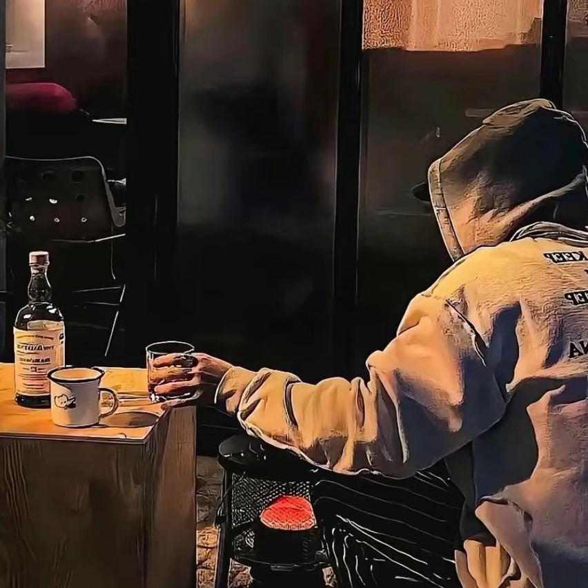 劉。