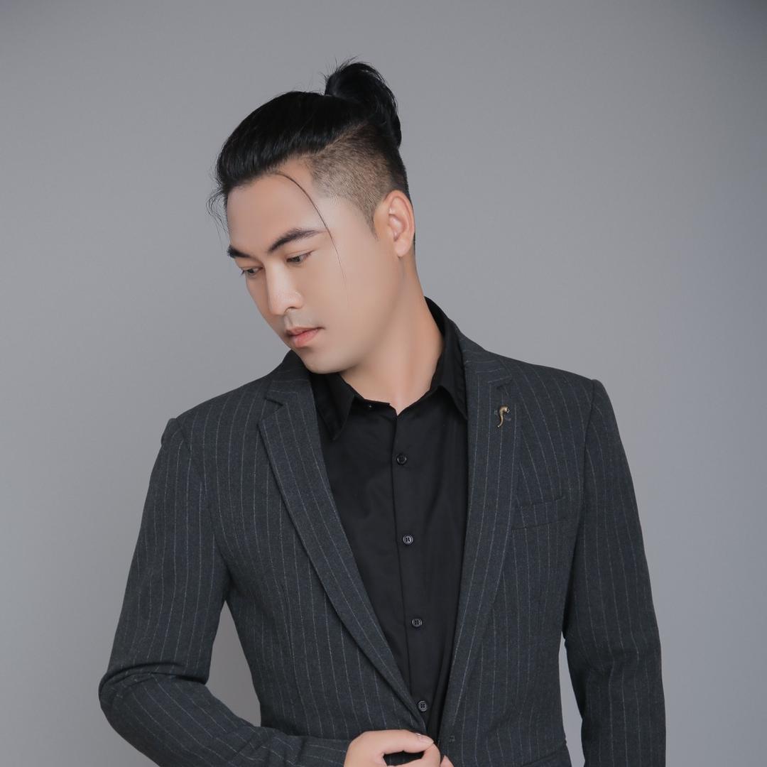 @俊鹏