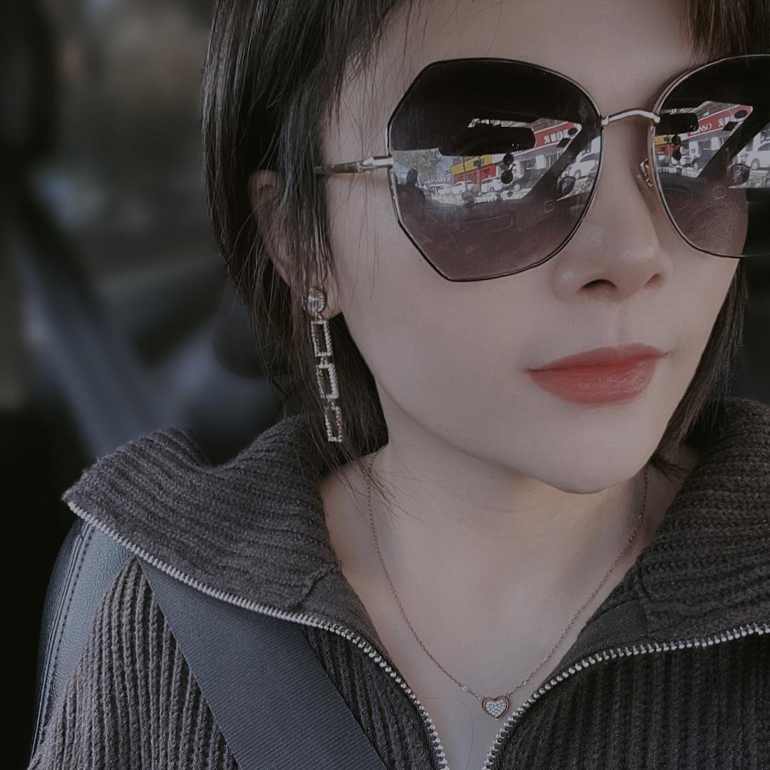 鑫妈♡卖猪肉小娘子