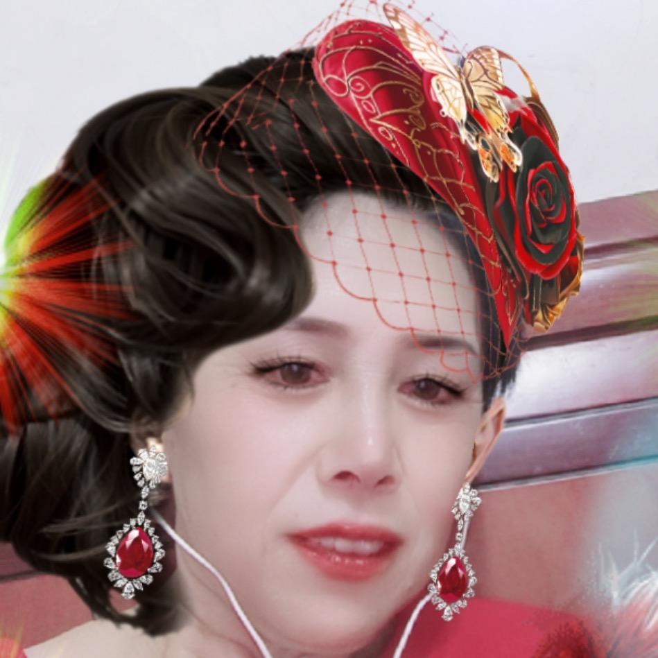 蓝蓝的天。