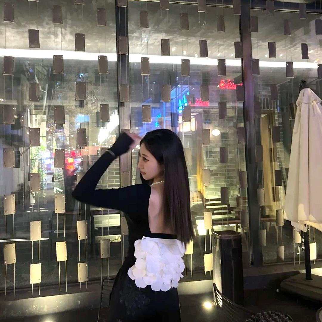 77不饿