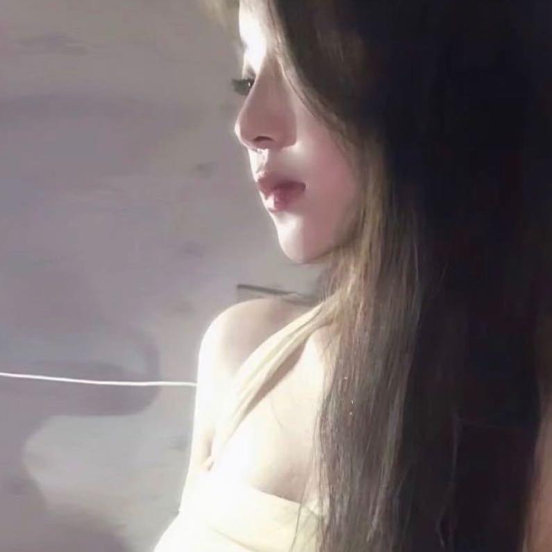 装忧郁被打飞