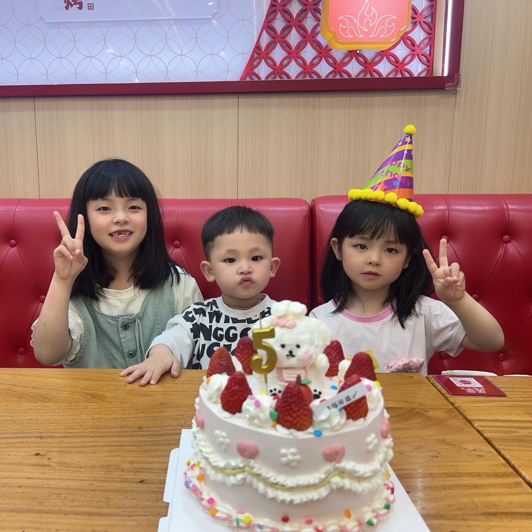 杨哒哒