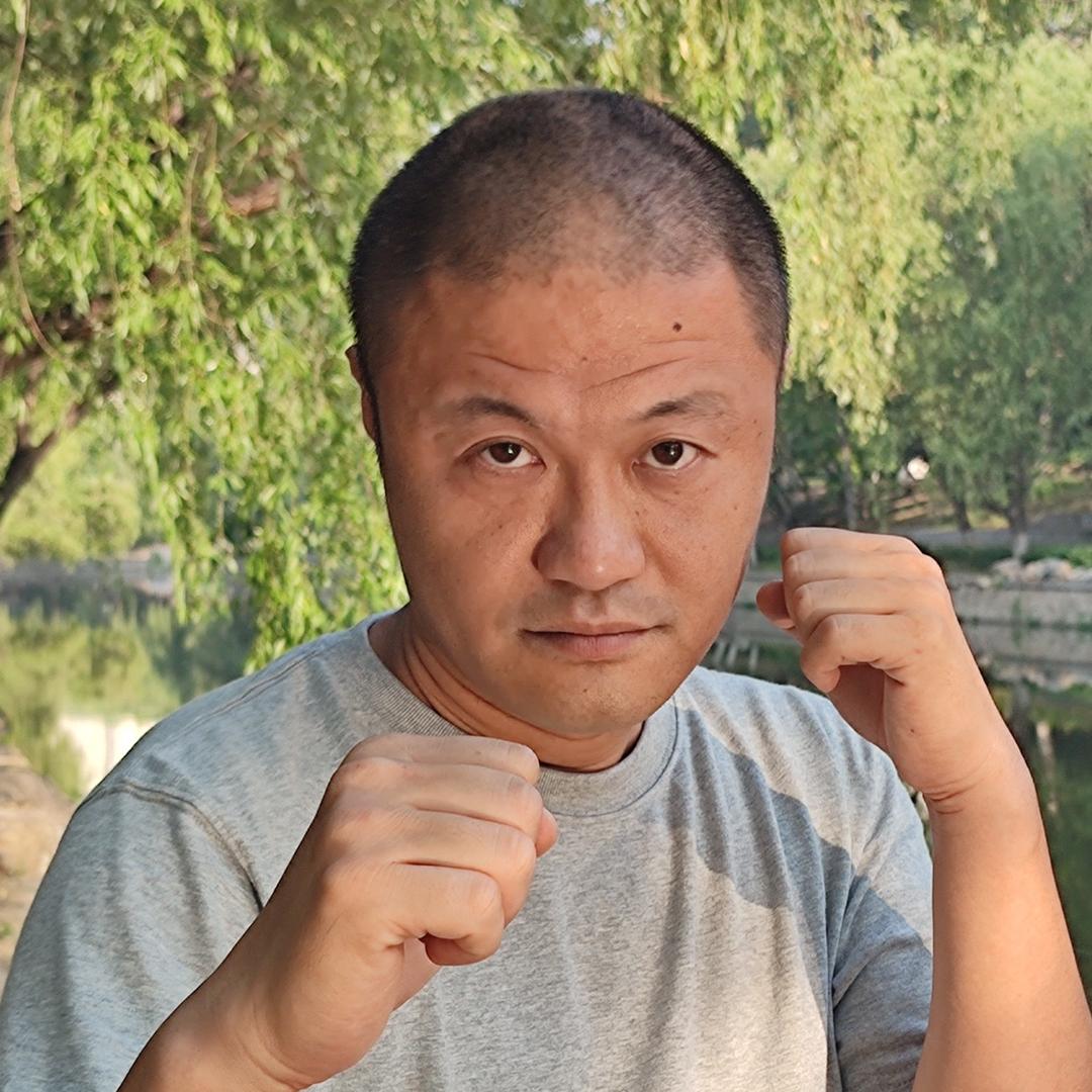 搏击教练王云