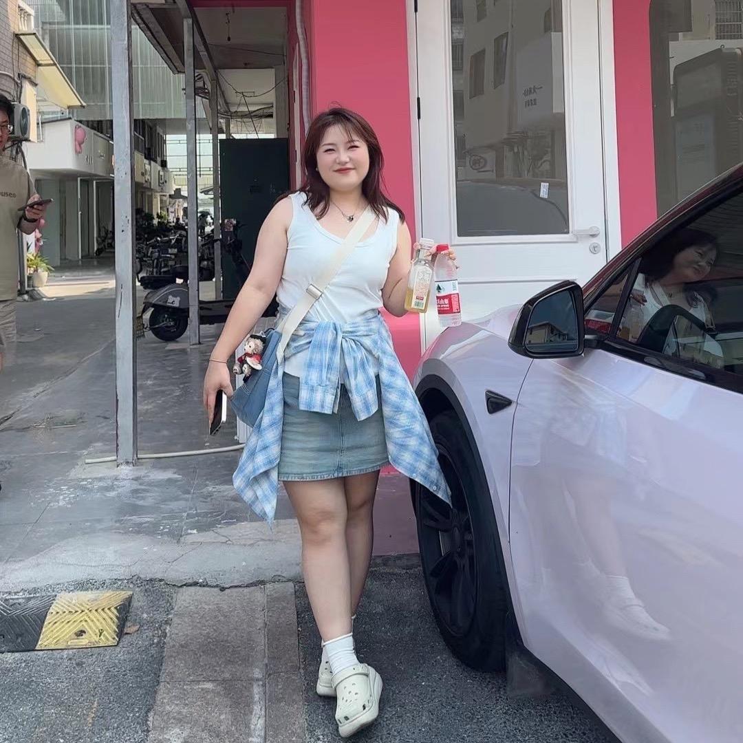 何大胆大码女装线下店