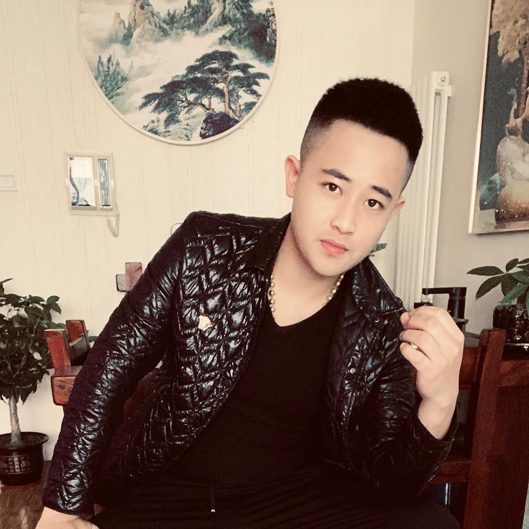 王小二灬