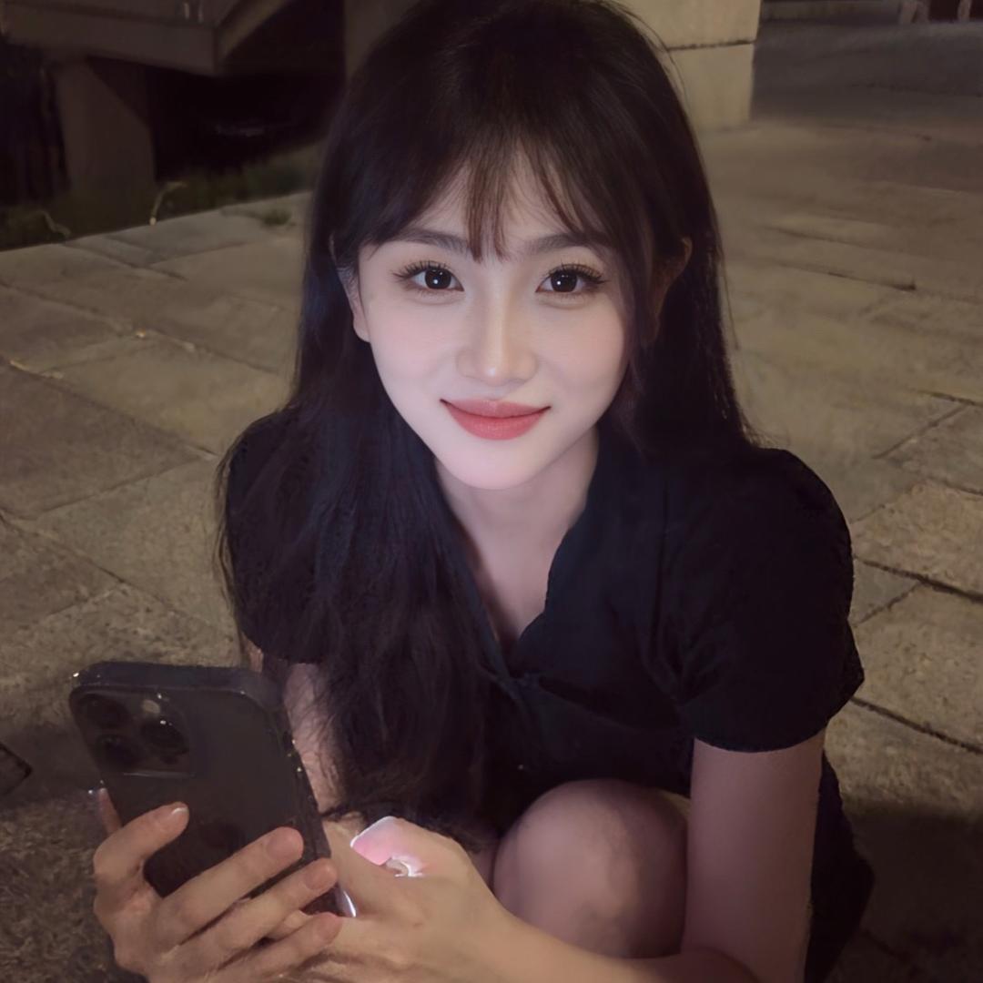 陈陈 .