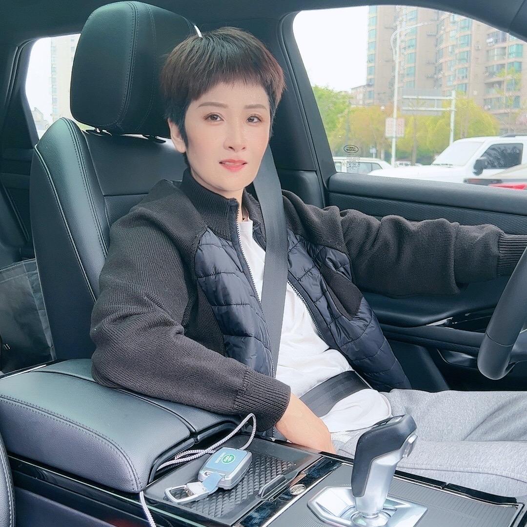 红姐姐（单身）