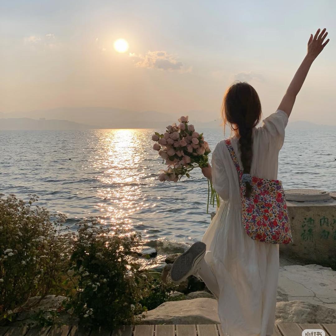 怡雯Wynne女装穿搭